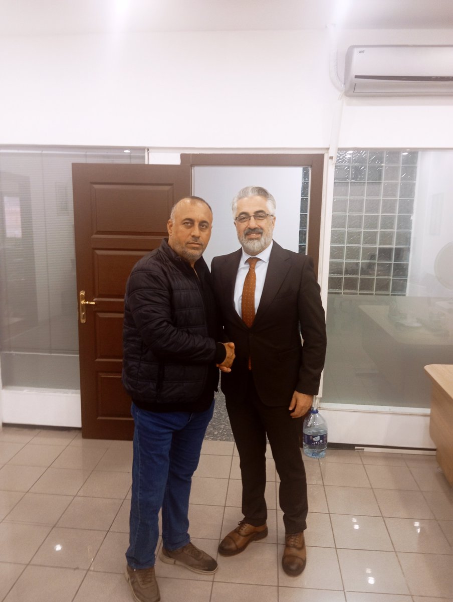 serkansezer06's tweet photo. Kars Ardahan Iğdır serhatlılar Birliği fed Başkanı Çetin Nazik  öncülüğünde yönetim kurulu üyeleri ile birlikte  Keçiören Belediye Başk.yardımcısı @MehmetAAygun beyi ziyaret ettik, İlgi, Alaka ve Nezaketleri için teşekkür ederiz.@OzarslanMesut @hakanhanozcan @omerfarukislam https://t.co/ecgElwVBOE