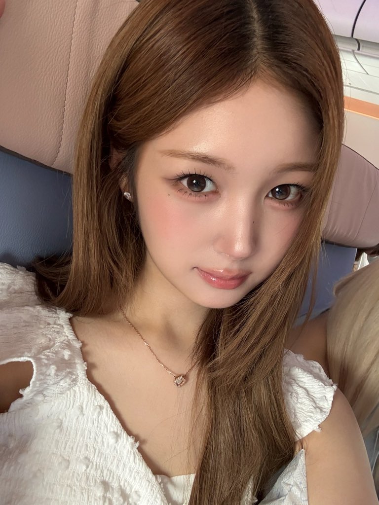 aria0116_s18's tweet photo. 260725 #주빈 코스모톡 https://t.co/21Vx8SV4x2