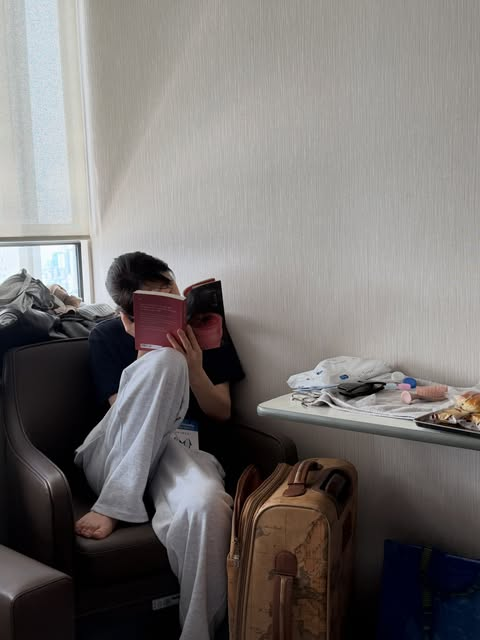 lcy11chaerish's tweet photo. CHAEYEON on MAMA LEE IG

Speedy recovery mama lee

"🏡
I’ve been discharged safely &amp; I'm now recovering.
To my daughters &amp; husband who stayed by my side every single day &amp; to everyone who hoped &amp; prayed for my recovery.
Thank you so much. 🥹☺️"

#LEECHAEYEON #이채연 @official_LCY https://t.co/qWR0pyJwVi