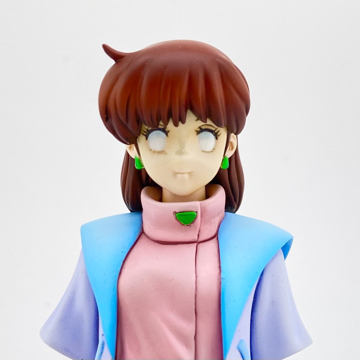 KASAKU_PoorWork's tweet photo. ハセガワ 1/12 アニス・ファーム

左右で眼の大きさが合ってない気もしますが、もう今回はこれでトップコート吹いて良しとします。

♪ 燃えるような赤いバラ　夢にそえて
　孤独におびえる　その前に https://t.co/s2IZyFVJ7I