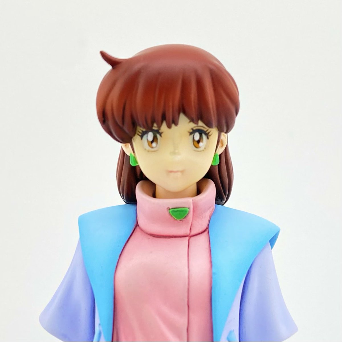 KASAKU_PoorWork's tweet photo. ハセガワ 1/12 アニス・ファーム

左右で眼の大きさが合ってない気もしますが、もう今回はこれでトップコート吹いて良しとします。

♪ 燃えるような赤いバラ　夢にそえて
　孤独におびえる　その前に https://t.co/s2IZyFVJ7I
