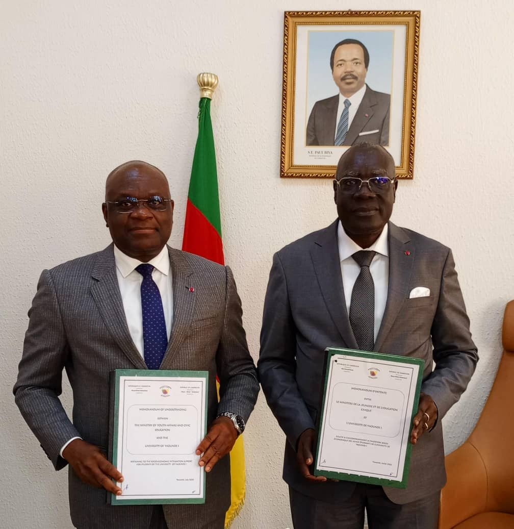 Minjec00237's tweet photo. Le 24-07-2026, à Yaoundé, le MINJEC et l’Université de Yaoundé I ont signé un mémorandum d’entente visant à renforcer l’accompagnement des étudiants en matière d’insertion socio‑économique, d’entrepreneuriat et d’engagement citoyen. https://t.co/22Xni4EeUV