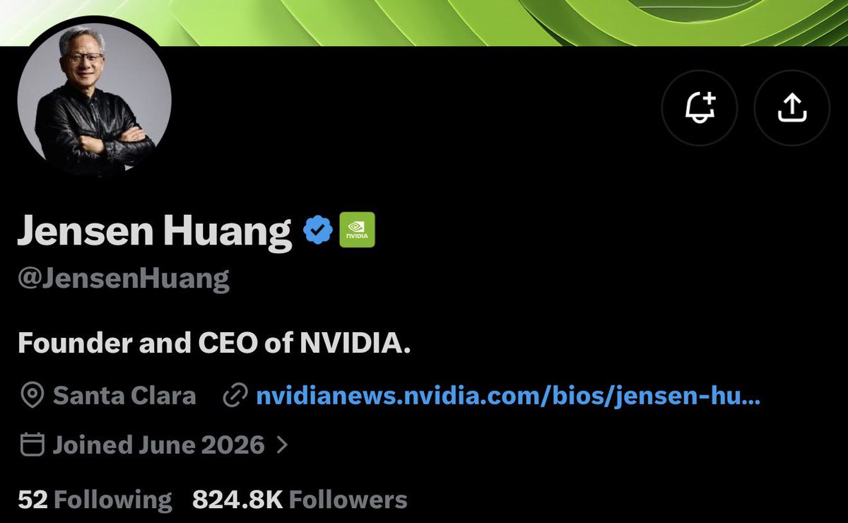 DudeWhoInvests's tweet photo. Jensen Huang CEO of Nvidia $NVDA is over 80% of the way to 1 MILLION followers on X already…

It took me years to get to 9.5% of the way there. https://t.co/4JAt3mHp4u