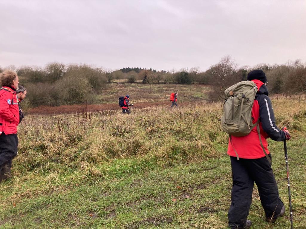 BPMRT's tweet photo. 1122hrs 24/07/26

Call-out by @LancsPolice to continue a missing person search in the #SouthRibble area.

(Library 📸) https://t.co/EbELpCDpLX