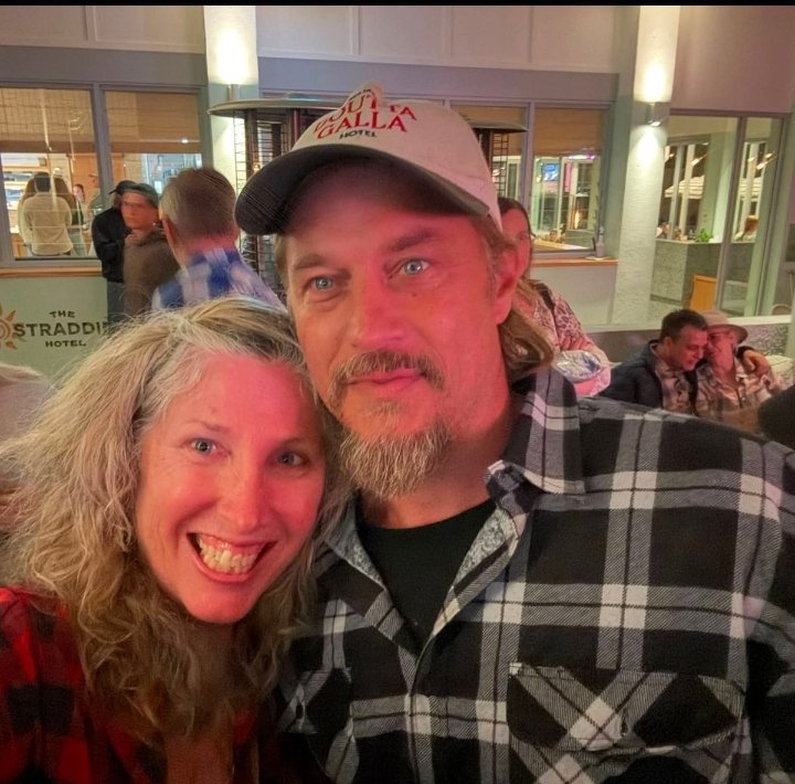 fimmeltravisxx's tweet photo. Thanks for coming to the Straddie Pub … the Travla Hoedown has been so fun 🤩
Mr travla 👑 Ragnar Lothbrok 👑 Travis Fimmel https://t.co/1xL8ntNzDb… https://t.co/MojTz42FN1