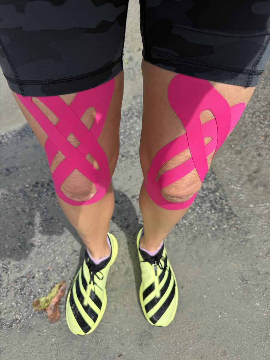 AprilAncira's tweet photo. This Tan is gonna be NUTS! Conversation starter….. ! @paragontrain #BeachRunning https://t.co/Jt75jGALmz