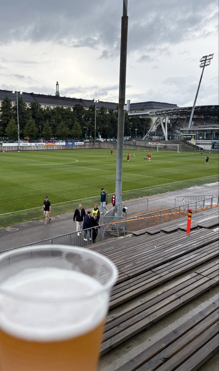 Jonaldinho49's tweet photo. FC Kiffen 08 - IFK Helsingfors

📍Töölön Pallokenttä 2🇫🇮 https://t.co/XAztfNmLN0