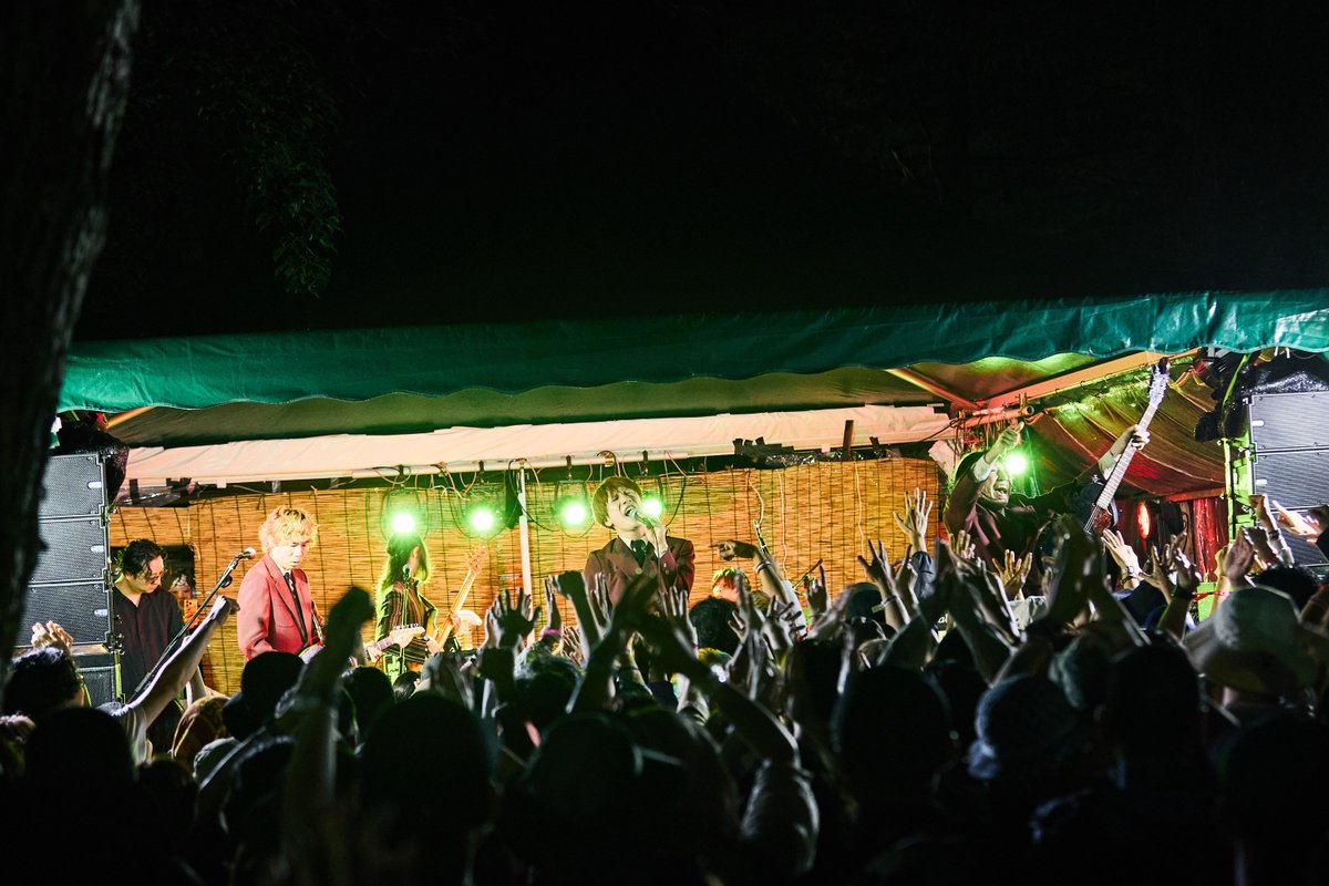 fujirock_jp's tweet photo. 📸 HOT DOG EXPRESS
JULY 25 SAT - 苗場食堂
#HOTDOGEXPRESS
#フジロック #fujirock
Photo:RIEI NAKAGAWARA https://t.co/ENXpzQV4AZ