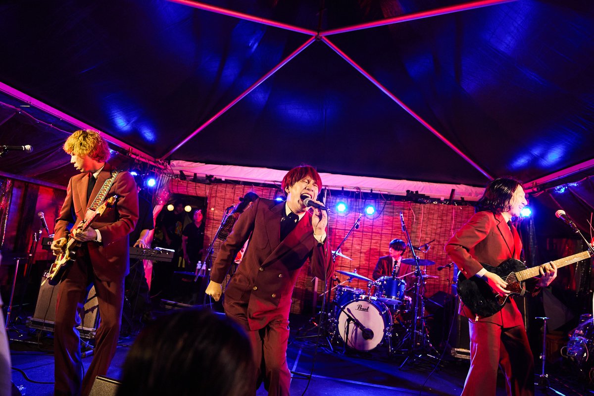 fujirock_jp's tweet photo. 📸 HOT DOG EXPRESS
JULY 25 SAT - 苗場食堂
#HOTDOGEXPRESS
#フジロック #fujirock
Photo:RIEI NAKAGAWARA https://t.co/ENXpzQV4AZ