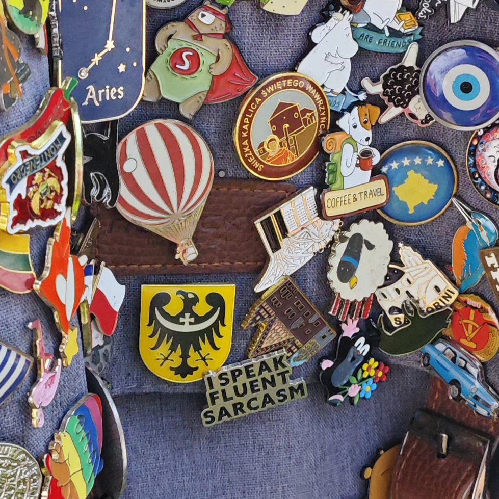 1Tomzo's tweet photo. Hey, @Roksanche, I found a special badge, just for you. 😉 https://t.co/cdR0qCG7WB