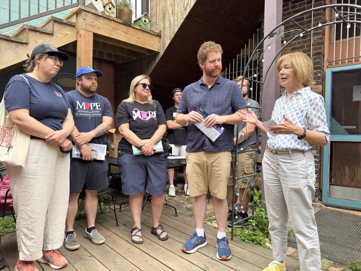 TinaSmithMN's tweet photo. Minnesota is ready to knock some doors and send @zackstephenson back to the House! https://t.co/RBD2rIfX4B
