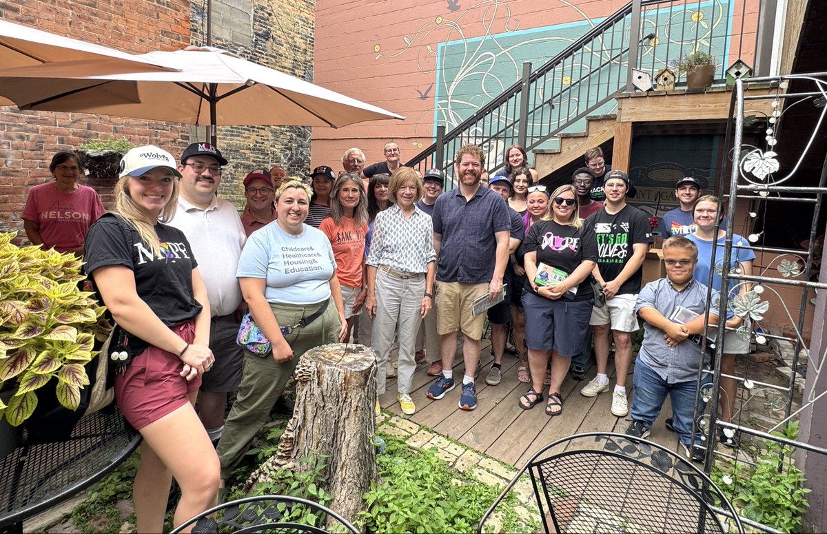 TinaSmithMN's tweet photo. Minnesota is ready to knock some doors and send @zackstephenson back to the House! https://t.co/RBD2rIfX4B
