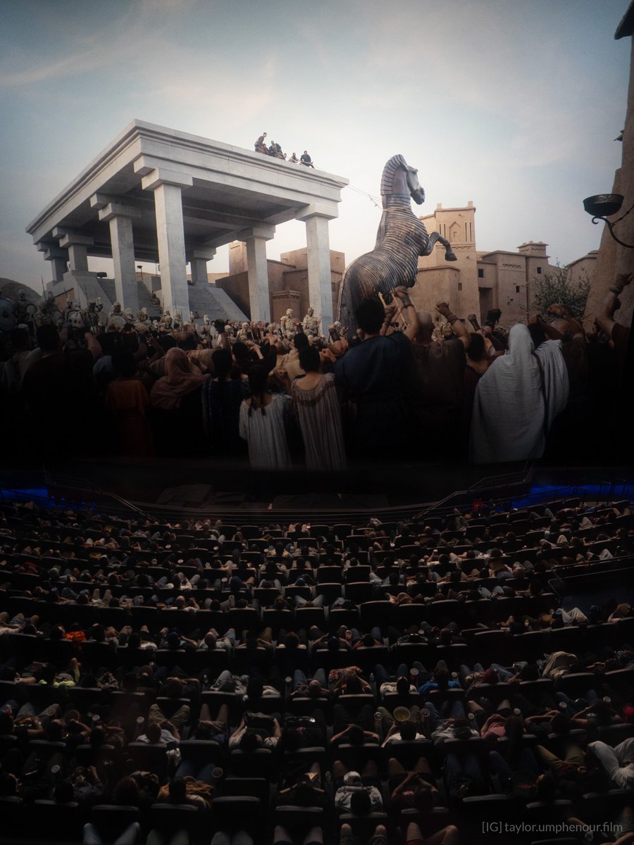 krrishnolan's tweet photo. The Odyssey in IMAX 70MM.

(via @taylorumphenour )

#TheOdyssey https://t.co/UQEFuxoWMD