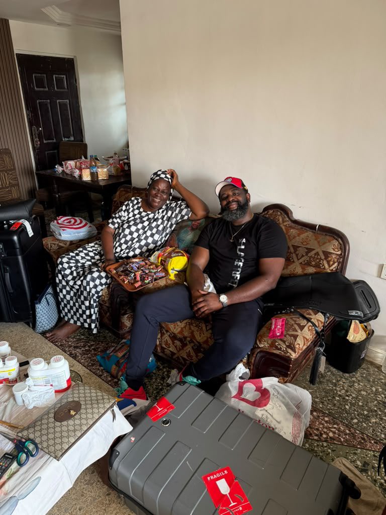 AdeyemiSijuwade's tweet photo. You are welcome to +234 OBA @Mayorkingz https://t.co/7UdJ9J2sqT