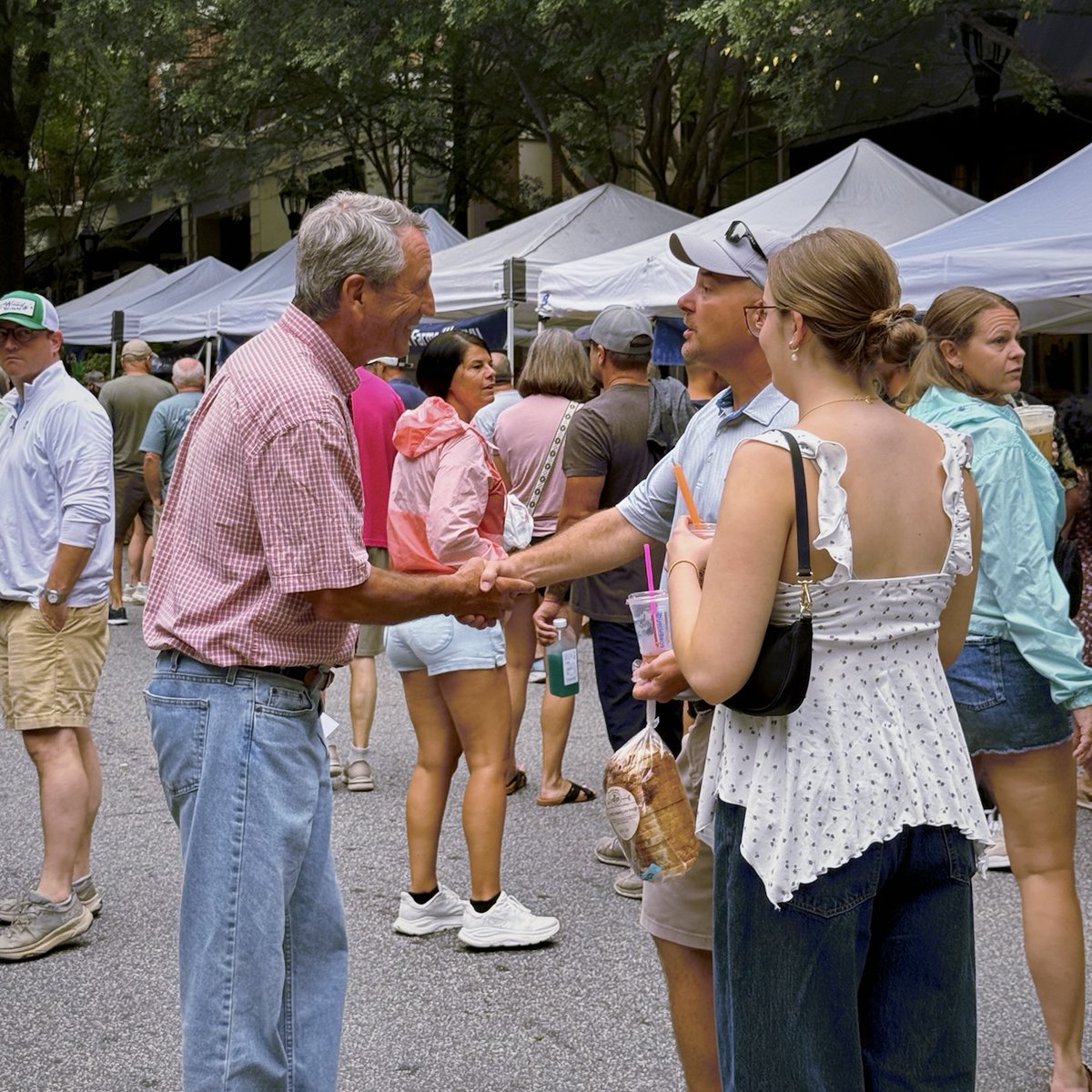 MarkSanford's tweet photo. After many great conversations at the Greenville Farmer's Market this morning it's on to Steamer's Restaurant in Clinton, Bill and Fran's in Newberry, and Tractor Supply in Orangeburg. https://t.co/MfYU6avHWP