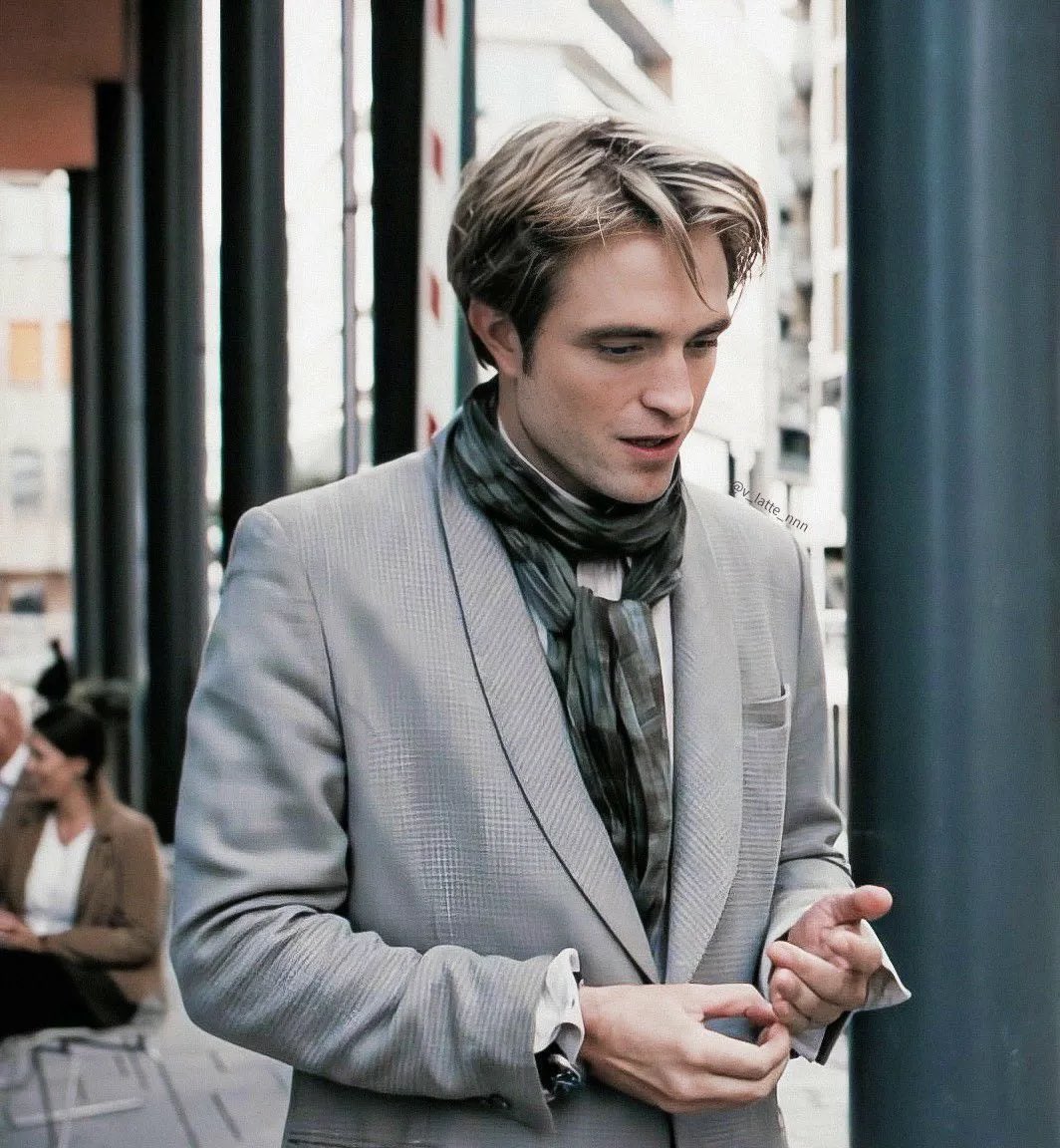 Code_Bluejoy's tweet photo. แล้วบท Neil ในเรื่อง Tenet คือ แสนดีจนลบภาพจำเก่าๆแบบหายสนิท 😭✨ https://t.co/REHBBbiJSR