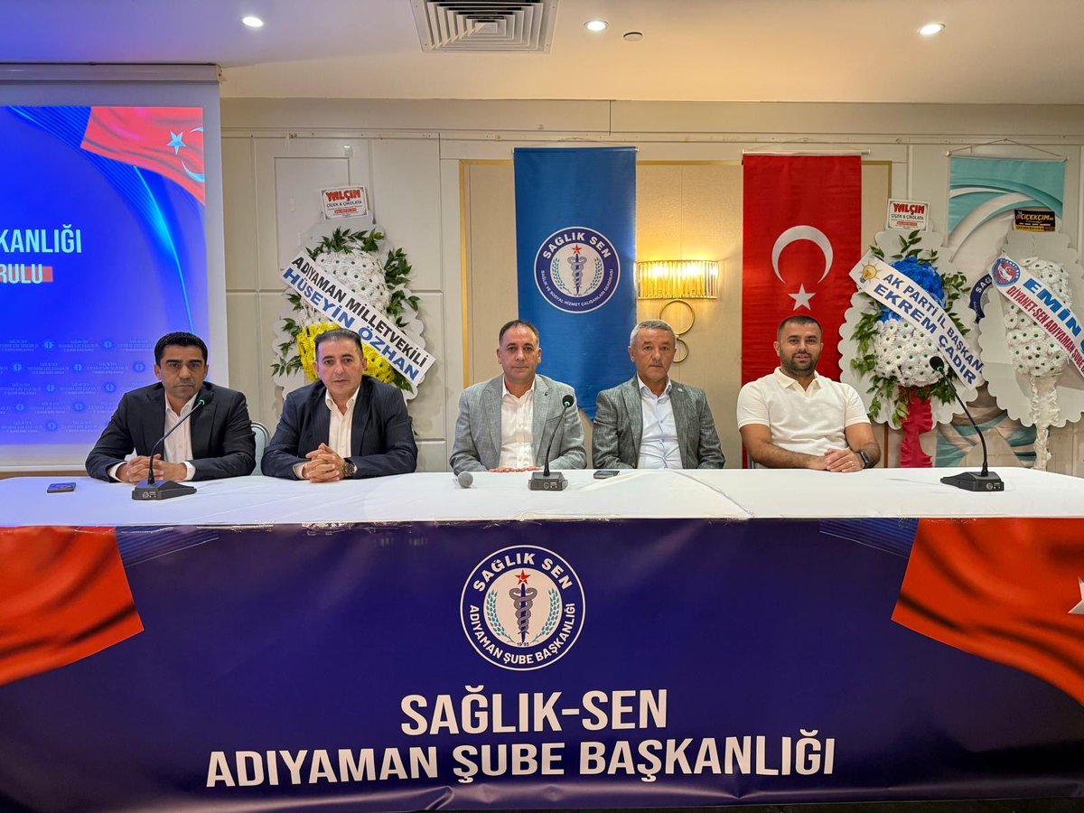 abdulkadiryabir's tweet photo. Sağlık-Sen Adıyaman Şubemizin 7. Olağan Genel Kurulu’na divan başkanı olarak katılmanın gurur ve mutluluğunu yaşadık.
Genel Başkan Yardımcımız Sayın Yasin Barutçu, şube başkanlarımız, delegelerimiz ve kıymetli teşkilat mensuplarımızın katılımıyla birlik, beraberlik ve kardeşlik ruhu içerisinde gerçekleştirdiğimiz genel kurulun; teşkilatımıza, üyelerimize ve Adıyaman’ımıza hayırlı olmasını temenni ediyorum.
Yapılan seçim sonucunda güven tazeleyerek yeniden Şube Başkanlığı görevine seçilen Yakup Çelik kardeşimi ve yönetim kurulunu gönülden tebrik ediyor, yeni görev dönemlerinde üstün başarılar diliyorum.@yasinbarutcu02 @CelikYakub