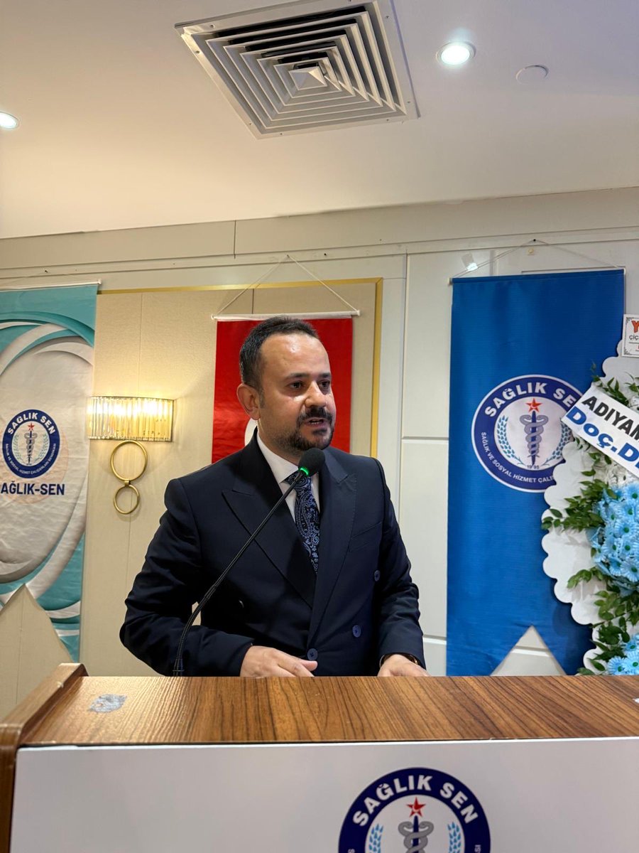 abdulkadiryabir's tweet photo. Sağlık-Sen Adıyaman Şubemizin 7. Olağan Genel Kurulu’na divan başkanı olarak katılmanın gurur ve mutluluğunu yaşadık.
Genel Başkan Yardımcımız Sayın Yasin Barutçu, şube başkanlarımız, delegelerimiz ve kıymetli teşkilat mensuplarımızın katılımıyla birlik, beraberlik ve kardeşlik ruhu içerisinde gerçekleştirdiğimiz genel kurulun; teşkilatımıza, üyelerimize ve Adıyaman’ımıza hayırlı olmasını temenni ediyorum.
Yapılan seçim sonucunda güven tazeleyerek yeniden Şube Başkanlığı görevine seçilen Yakup Çelik kardeşimi ve yönetim kurulunu gönülden tebrik ediyor, yeni görev dönemlerinde üstün başarılar diliyorum.@yasinbarutcu02 @CelikYakub