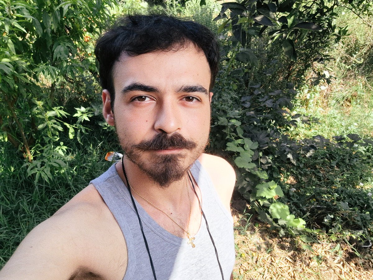 NavyFountain's tweet photo. Come say hi !! // https://t.co/ekTNOMYMVI https://t.co/Goz7IyK8Hh
