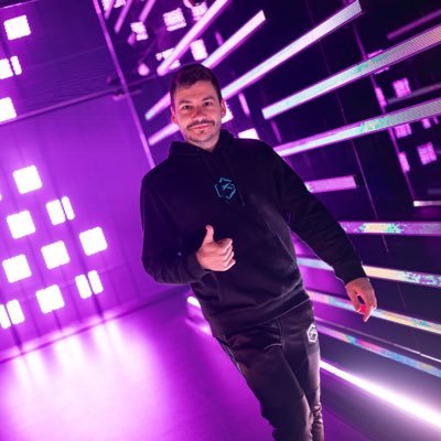 kuulvibes's tweet photo. 🗣️ GIANTX'in espor direktörü David Alonso, musz3kk'in vize problemi hakkında açıklama yaptı.

"musz3kk Tier 1’de şansı hak ediyordu ve süreçler hâlâ devam etse de, lig başladığı için daha fazla bekleyemeyiz. 1 hafta geçti ve hâlâ herhangi bir yanıt ya da bildirim almadık.

Ayrıca Türkiye Espor Federasyonundan da yardım istedik ancak onlar sadece Türk organizasyonlarına yardım ediyorlar.

Vize konusundaki belirsizlik nedeniyle, sezon sonuna kadar Jesse ile devam etmenin en iyisi olduğuna karar verdik."