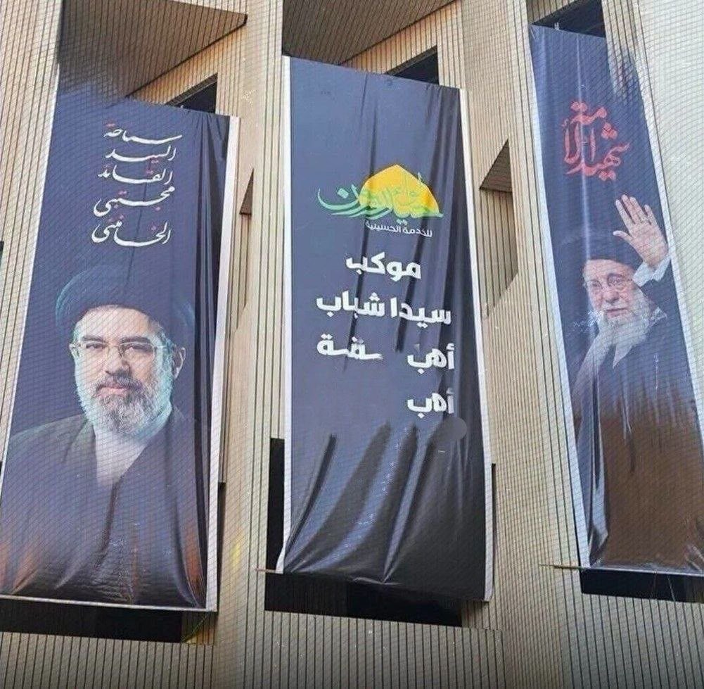 radhan15551's tweet photo. @merza500 🔹️كتائب حزب الله تعيد رفع صورة الإمام الخامنئي في كربلاء المقدسة ... https://t.co/5DXNKoKB2e