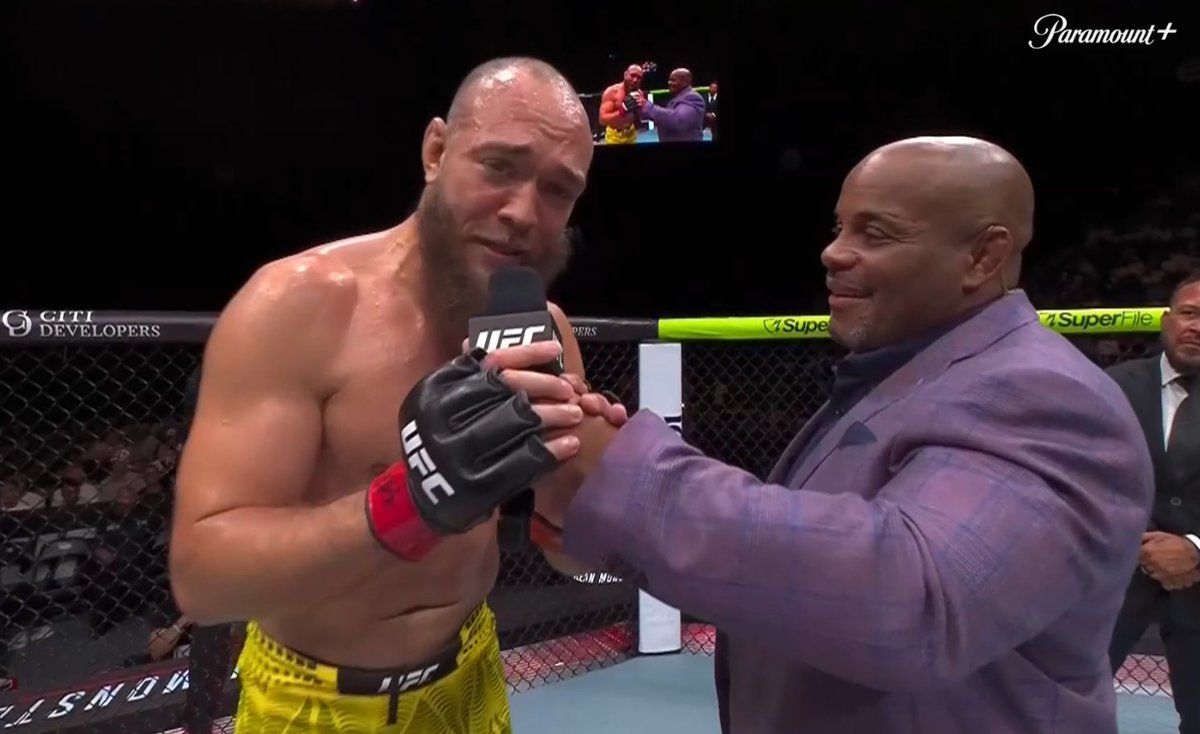 resenhafight's tweet photo. VALTER VOCÊ É MACHO!

VAI TOMAR NO CU HERB DEAN! 
VAI SE FODER HERB DEAN!

CHAMA https://t.co/ZHf4btsecQ