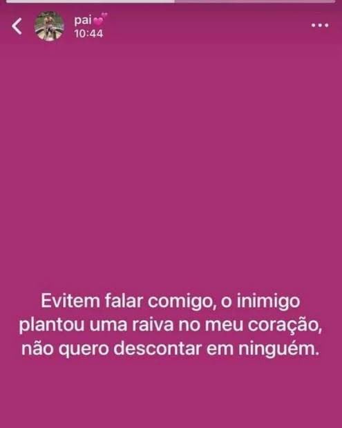 aguedesgi's tweet photo. vai todo mundo se fuder nessa caralha tb https://t.co/GqiarXB32t