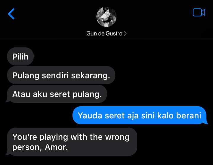 lemondwich's tweet photo. Aiyara cemburu ya? 

#perthsanta few tweets au 🔞 https://t.co/lFL4fFI1hM