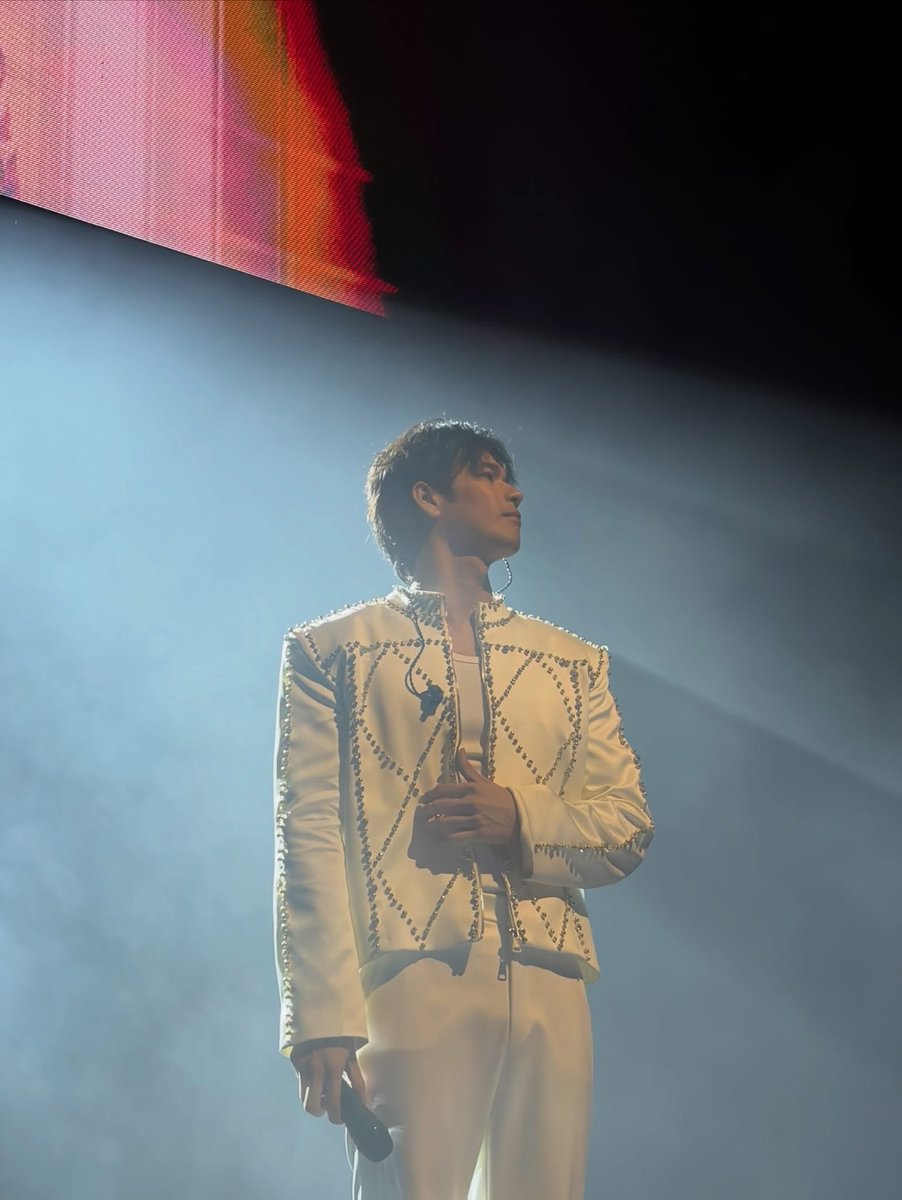 jungkook_bnnmlk's tweet photo. we are sooo proud of youuu, pabear! 🥹

credits: viva one

WRTEN BY WILBERT ROSS
WRTEN BY WILBERT ROSS
#WRMultimediaWonder https://t.co/ixVrR1uzRi