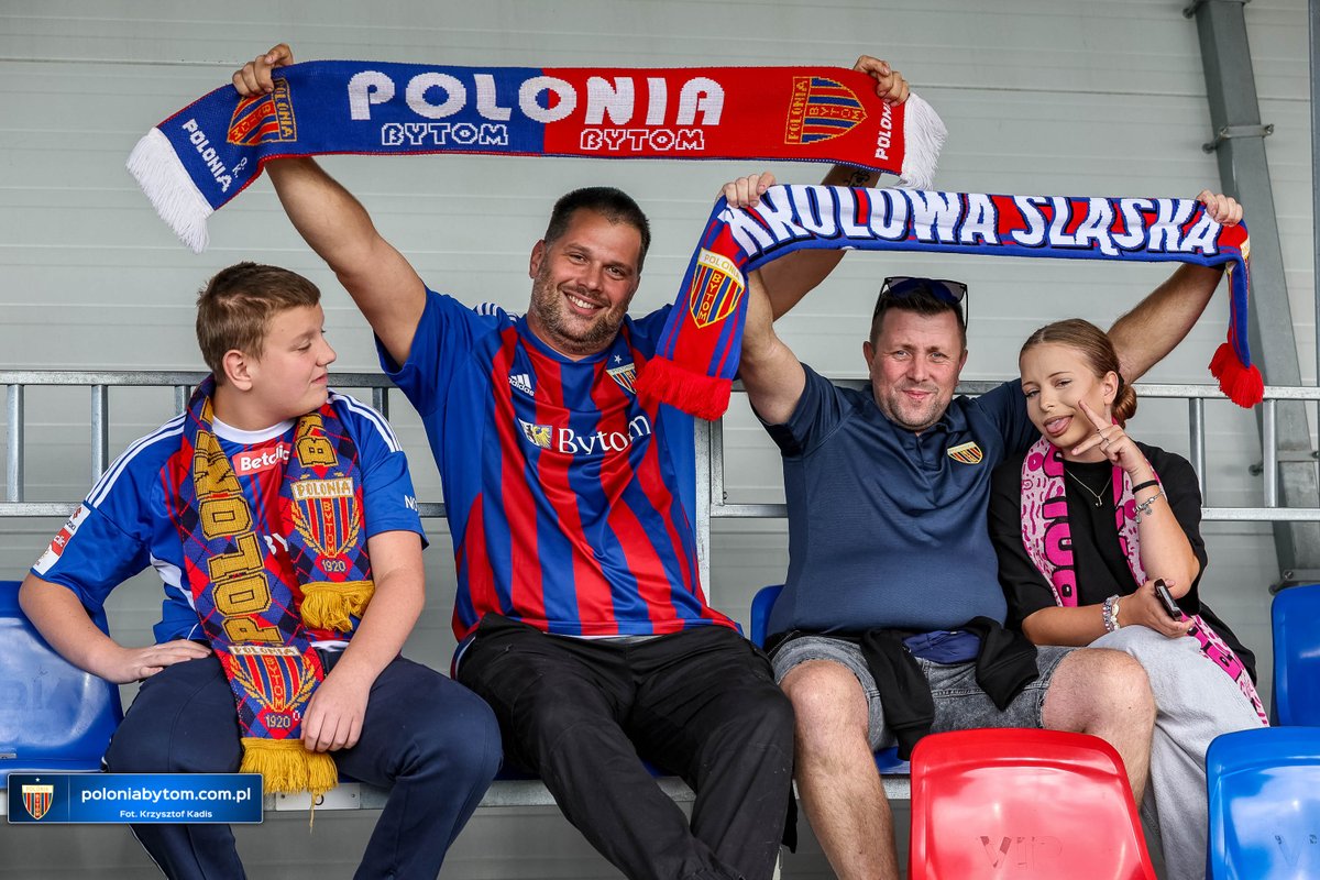 PoloniaBytom's tweet photo. Hej Niebiesko-Czerwoni! 🔵🔴

Dziękujemy Wam za wsparcie na inauguracje @_1liga_. A to dopiero pierwszy krok 👊

#BYTWAR https://t.co/CjFWmGxrnt