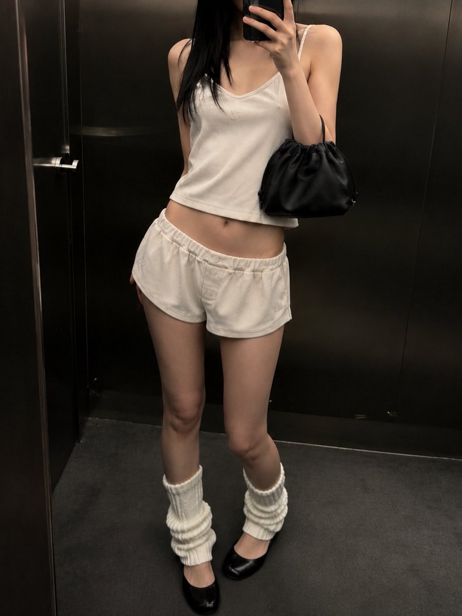 cutestuff_toyou's tweet photo. Set withit สีครีม น่ารักก 
เสื้อ อก 26-38 ยาว17
กางเกง เอว 23-38 ยาว9.5 สพ f 

From 590+ 
ส่งต่อset 400 new

#ส่งต่อเสื้อผ้า #ส่งต่อเสื้อผ้ามือสอง #เสื้อผ้ามือสอง #โล๊ะตู้ #โล๊ะตู้เสื้อผ้า https://t.co/dPuboE8KQe