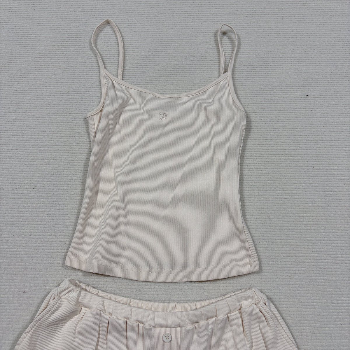cutestuff_toyou's tweet photo. Set withit สีครีม น่ารักก 
เสื้อ อก 26-38 ยาว17
กางเกง เอว 23-38 ยาว9.5 สพ f 

From 590+ 
ส่งต่อset 400 new

#ส่งต่อเสื้อผ้า #ส่งต่อเสื้อผ้ามือสอง #เสื้อผ้ามือสอง #โล๊ะตู้ #โล๊ะตู้เสื้อผ้า https://t.co/dPuboE8KQe