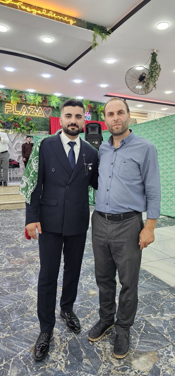 HudaParYavuzeli's tweet photo. İlçe Başkanımız Sayın Tacim Kervancı ve heyeti, Bozkurt ve Karaçalı ailelerinin düğün merasimlerine iştirak ederek mutluluklarına ortak oldular. Rabbim bu güzel birlikteliği dünya ve ahiret saadetine vesile eylesin. Genç çiftimize iki cihanda da mutluluklar dileriz. https://t.co/ET9uK5Szbl