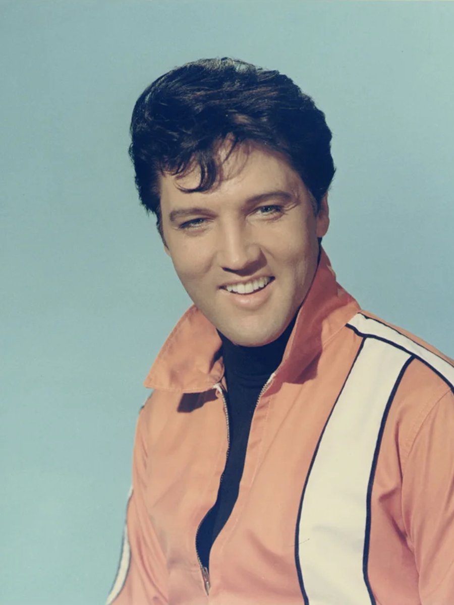 ElvisPresley's tweet photo. "I'm ever grateful to my fans everywhere. They are responsible for my acceptance and success."

#ElvisPresley #Fans #Legend #Quote https://t.co/M42rzlpHb4