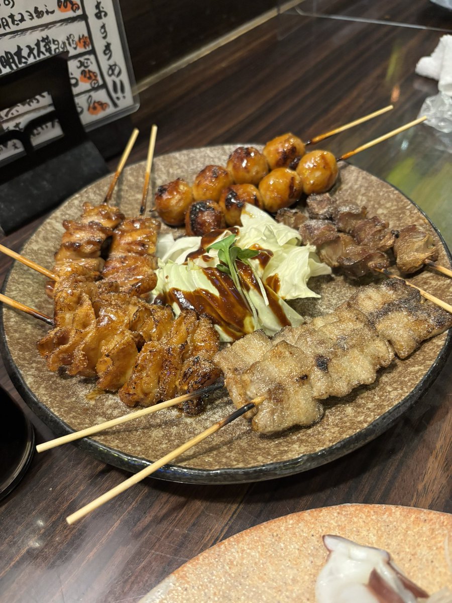 okisama12's tweet photo. 久々に飲み行ったー🍺
海鮮美味しすぎて今度は1人でも行こ https://t.co/StTsRmKFlc