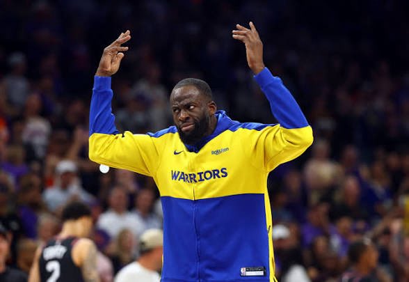 DenTalksBall's tweet photo. 🚨🚨BREAKING🚨🚨

Draymond Green will be signing a 3-year, $2 billion dollar deal with Saudi Arabia.
Per, @SharmsCharania 

The four-time champion takes his talents overseas in a stunning move away from the NBA.

More to come. https://t.co/zSJhCbrSGS