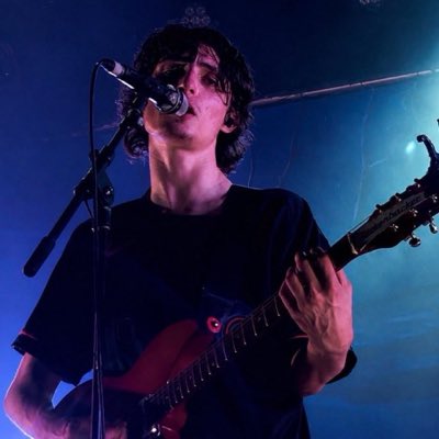 respectfulbard's tweet photo. The concert pics revived me https://t.co/y4mBPNTway