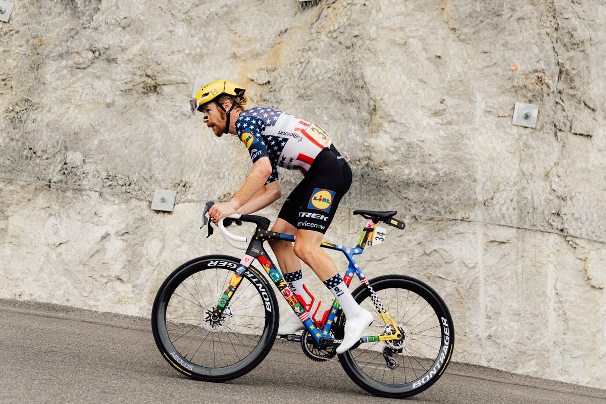 LeTour's tweet photo. 🔄 RT if you think 🇺🇸 @QuinnSimmons9 is the Super-combative of the #TDF2026!

🔄 RT si vous pensez que 🇺🇸 Quinn Simmons est le Super-combatif du #TDF2026 !

👋 @century21fr l @LidlTrek https://t.co/vt3QrgiK7n