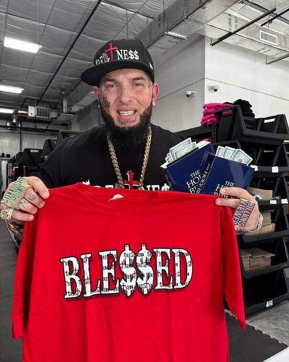Realgreatness0s's tweet photo. Click the link by saying bless me: https://t.co/E8EfAJlwDL

#blessing #worldwide The Real Jason 👏🥳💫 https://t.co/VhVrwPOVJ7