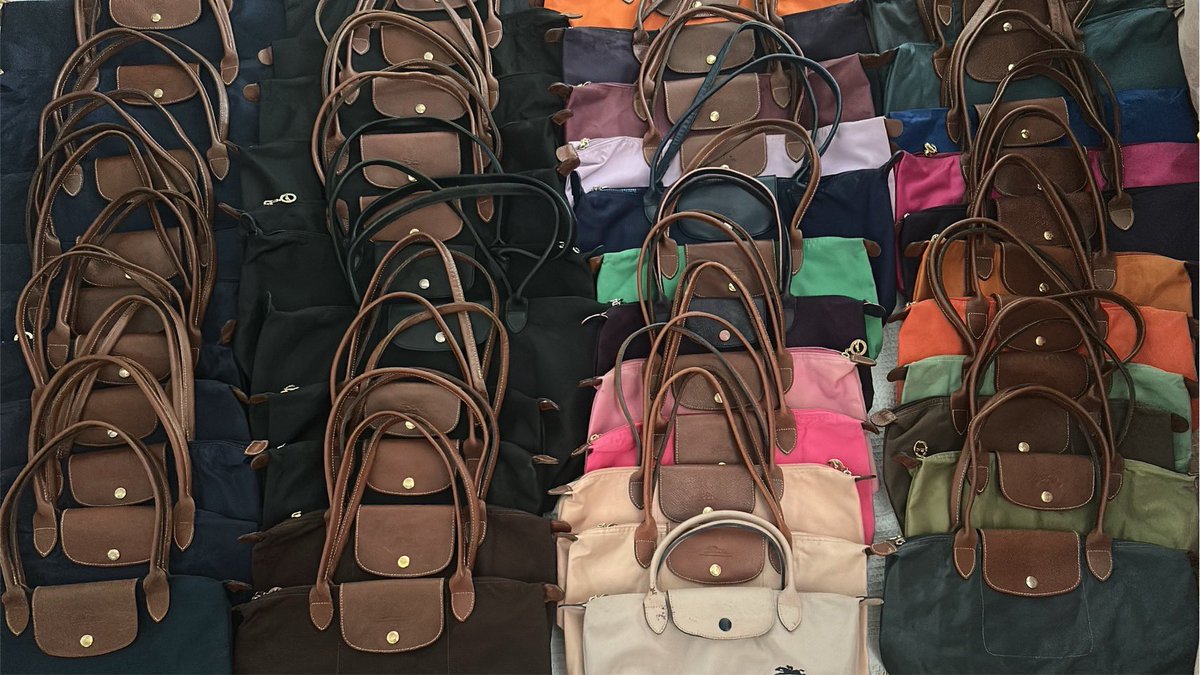 naritabags's tweet photo. มาแว้วววว💕🥺 จัดเต็มๆ50ใบ++
สวยทุกใบราคาดีแน่นอนนค้าบบบ~~~
ตามมาเอฟกันนะคะ 🩵
#longchampthailand
#longchampแท้มือสอง #longchampแท้
 #longchampส่งต่อ #ส่งต่อกระเป๋าแบรนเนม https://t.co/YBkTzEslZR