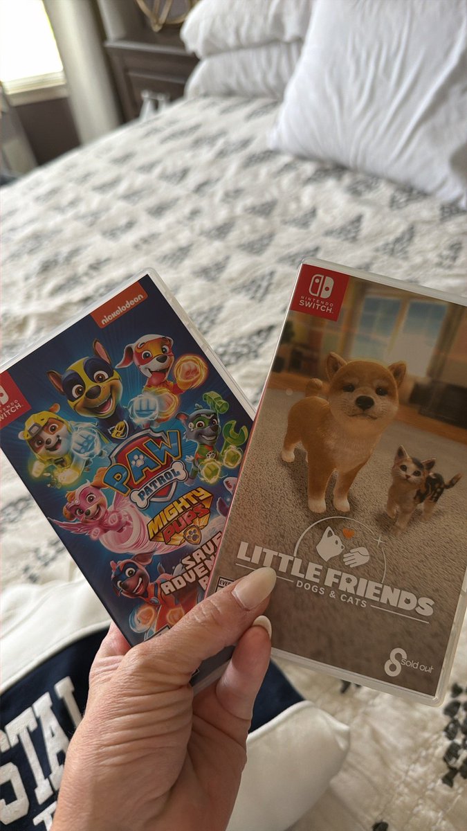 tedmccrann's tweet photo. Any takers?  My kids told me they're too old for these now. 

I am still recovering...

I'll cover postage, if necessary. #eft #tedsucks https://t.co/hk1hRBPdVQ