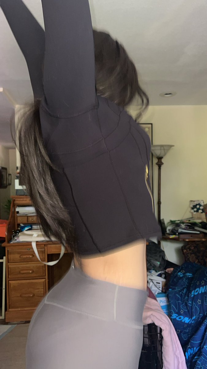 infiniteluvvy's tweet photo. Photo my mommy took of me https://t.co/KRsZ7BlE2t