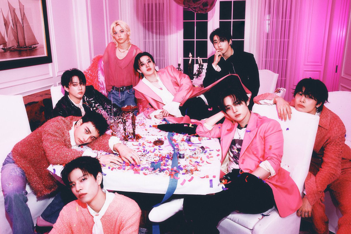 cortischarts's tweet photo. Fastest K-POP Boygroups to reach 1 BILLION Streams on Spotify:

1. #CORTIS — 340 days 🆕🎉
2. ENHYPEN — 571 days
3. TXT — 914 days
4. Stray Kids — 1001 days
5. BTS — 1110 days 
6. TREASURE — 1208 days 
7. ATEEZ — 1275 days 
8. NCT 127 — 1711 days
9. NCT DREAM — 1854 days
10. SEVENTEEN — 1949 days
11. MONSTA X — 2366 days
12. iKON — 2604 days
13. EXO — 2918 days
14. GOT7 — 2968 days
15. SHINEE — 4679 days 
16. BIGBANG — 5240 days