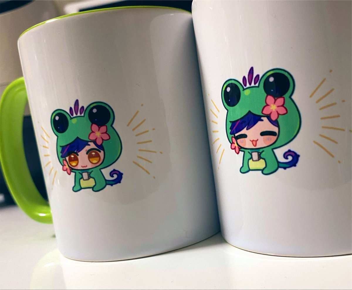 darumofu's tweet photo. ちとさんから頂いたプレゼントめっちゃ可愛すぎてなかなか使えない、、！！！！！
大事にしますありがとうございます！！！！ https://t.co/YLXydMZNnr