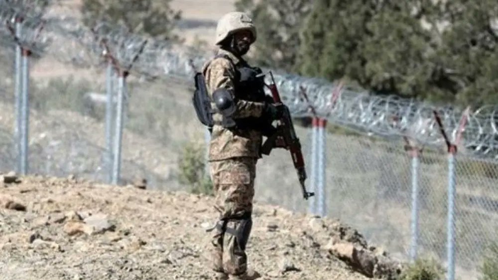 PakistanTVcom's tweet photo. Pakistan’s security forces continue effective operations against terrorism in Balochistan, with 13 terrorists killed so far in Operation Al-Azm against Fitna ul Hindustan, ISPR reported. https://t.co/3qGffSwoiA