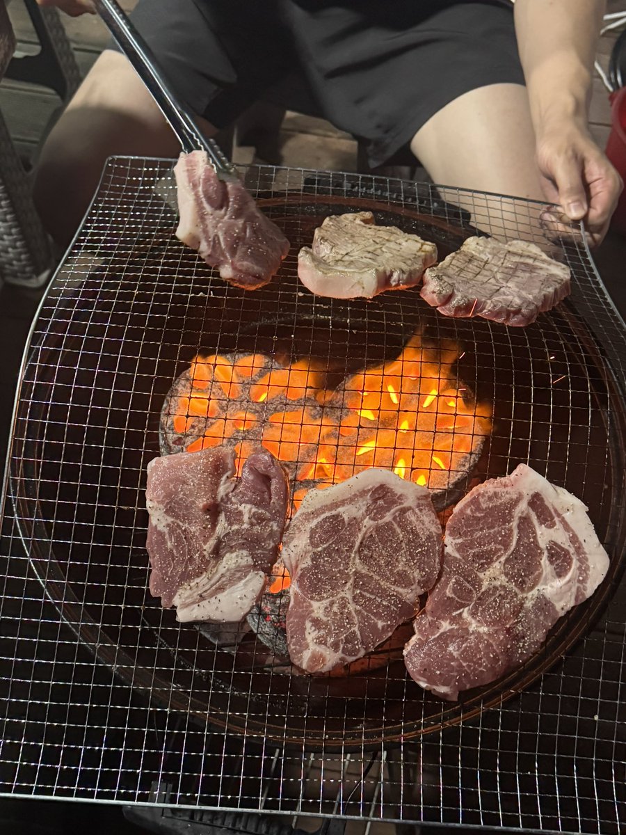 Gwangx2_E's tweet photo. 먹고죽어~~~ https://t.co/uRi3jMZj19