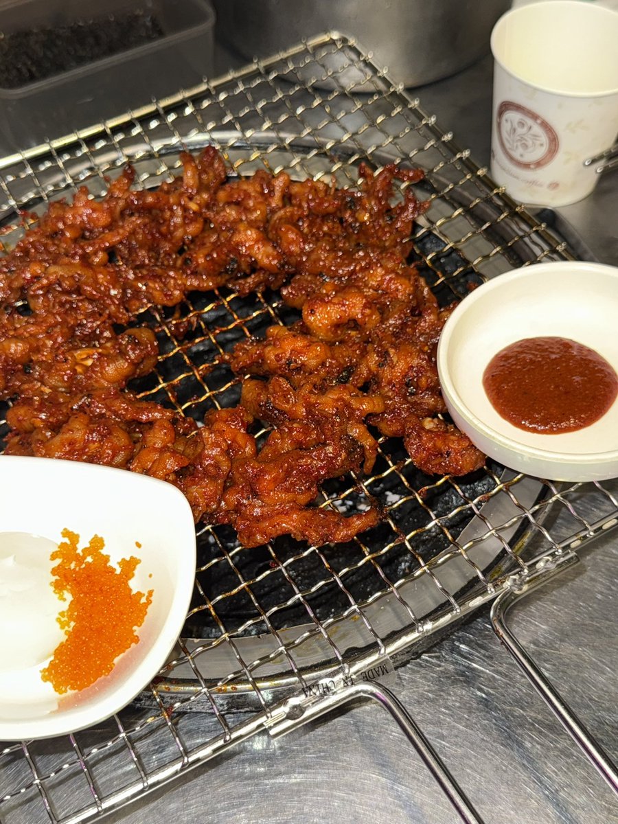 los2vee's tweet photo. 📍구월동 모자온달

인천애서 닭발 먹고싶으면 꼭 모자온달을 가길  사이드도 맛잇고 술을 얼음바스켓에 주는데 이거 어케 참는데 문학야구장이랑 가까워서 야구보고 오기도 좋아요 강추 https://t.co/cNDeI4zjuw