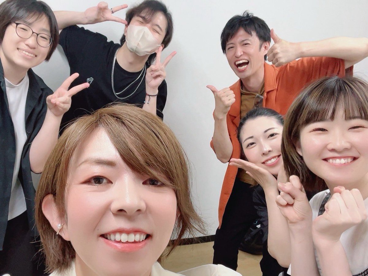 p_ktnj's tweet photo. 今日は稽古でした〜！！！

8/10(月)S&amp;S Live vol.67
〜SUMMER LIVE〜にてリーディング
出演メンバーと写真をパシャリ📷

とっても充実した時間でした〜♬
本番が楽しみです〜🥰🥰🥰

ご予約はこちらのURLから💁💁‍♀️
https://t.co/WSGq1R8dLd https://t.co/ony3Ft4pzF