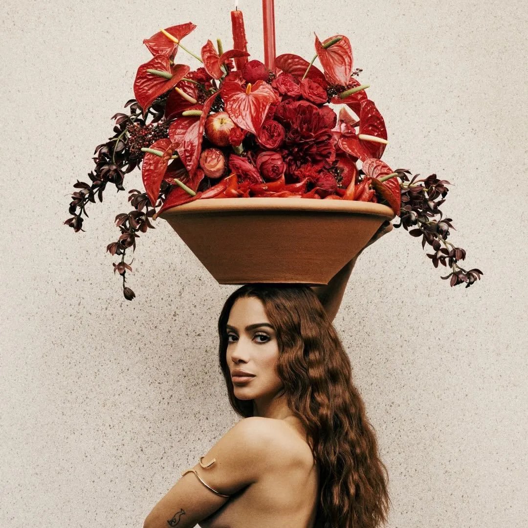 AnittaPress's tweet photo. Anitta teve o segundo melhor debut ontem por uma artista feminina no Spotify, ficando atrás apenas da Charli XCX.

“Music, Fashion, Film”(Charli XCX) — 10,511,755 
“EQUILIBRIVM II” (Anitta) — 6,740,065
“A*POP” (Tyla) — 4,817,129 https://t.co/dq71h50uqn