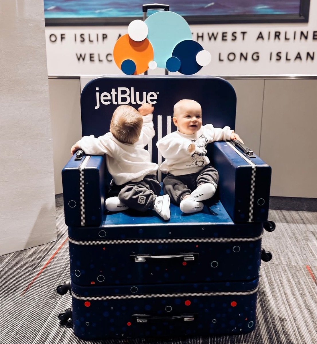 LIMacArthur's tweet photo. We love to see families traveling at ISP! We aim to make the experience easy & enjoyable, so you can make happy memories. No stress. No hassles. #onlyatisp #flymacarthur #travelfinds #familytravel #longislandny @10Best https://t.co/biYyvpAaSe